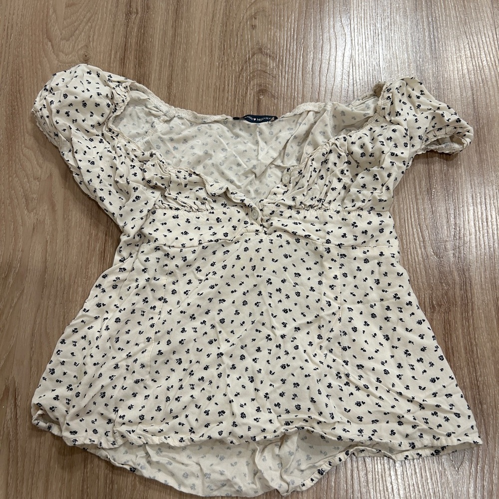 Brandy Melville Cream Floral Blouse